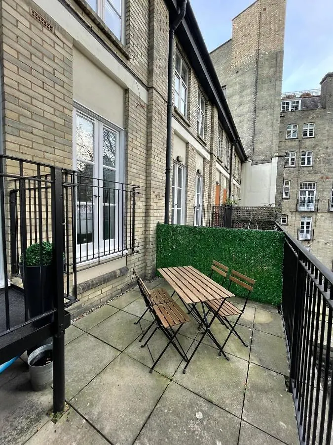 Apartment Stunning 3Bd Maisonette Wbalcony - Old Street! London